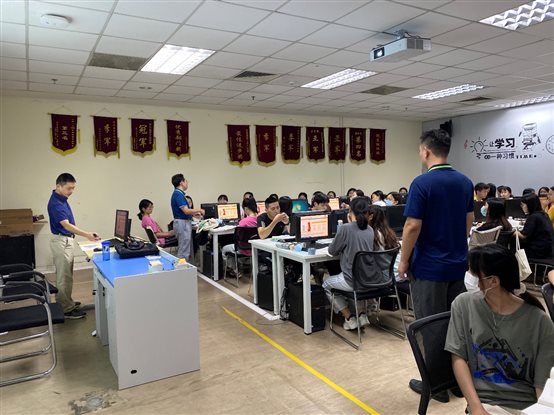 C:\Users\DELL\Desktop\校级质量工程期中检查\微信图片_20210929094255.jpg