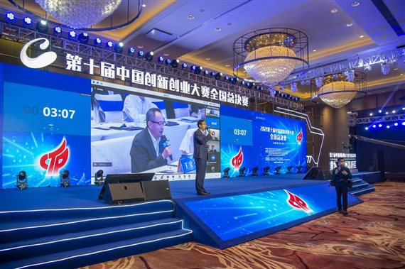 http://www.gzkmu.edu.cn/newkm/UserFiles/Image/164095060946467236.jpeg