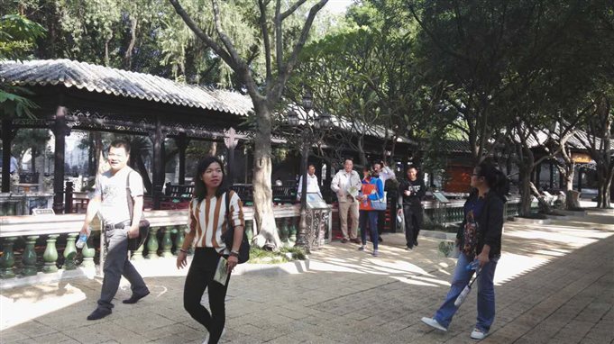 C:\DOCUME~1\ADMINI~1\LOCALS~1\Temp\WeChat Files\788598159644668093.jpg