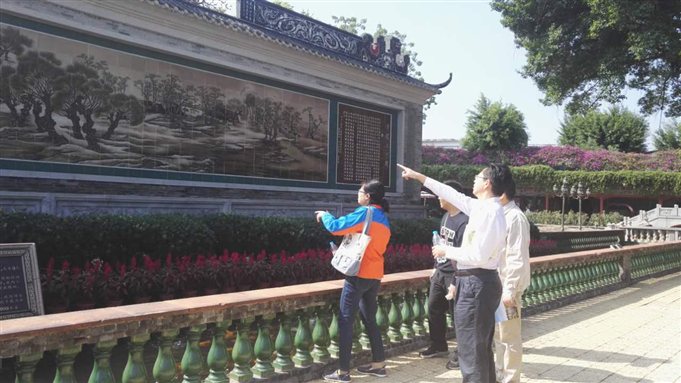 C:\DOCUME~1\ADMINI~1\LOCALS~1\Temp\WeChat Files\573064633069780623.jpg