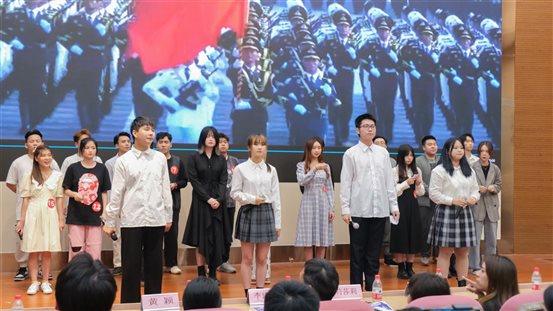 说明: http://www.gzkmu.edu.cn/newkm/UserFiles/Image/161889889283851481.jpg
