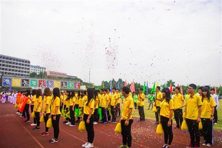 http://jmx.gzkmu.edu.cn/news/pics/20151109/201511091447050574456.jpg