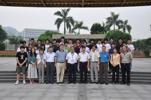 http://3.gzkmu.edu.cn/ZDZY/dmsjyzz/upload/2012/5/1212126788.jpg