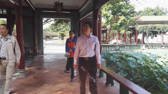 C:\DOCUME~1\ADMINI~1\LOCALS~1\Temp\WeChat Files\517725055641599845.jpg