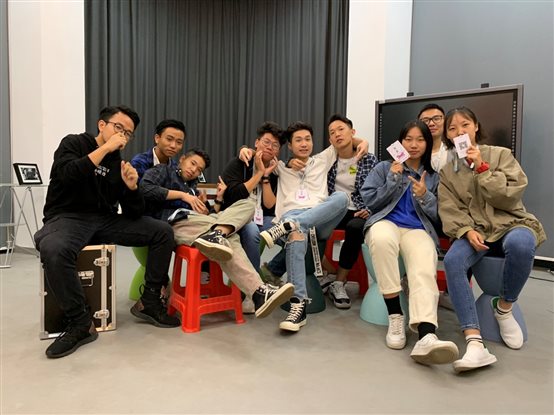 D: .22C类简愿·互联网 + 会展传播 项目简介简愿团队照片.jpg